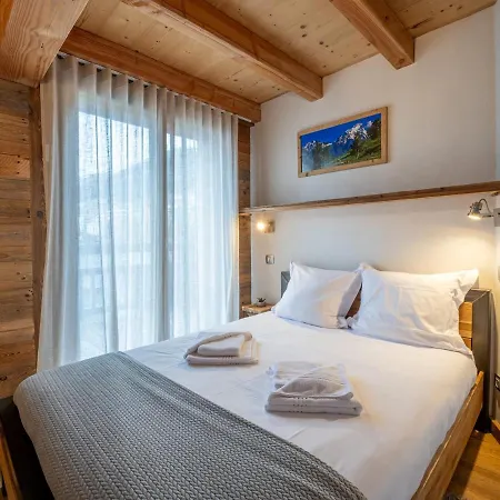 Superbe Duplex Au Calme Proche Des Pistes Avec Parking Et Wifi - Fr-1-645-54 * Huez